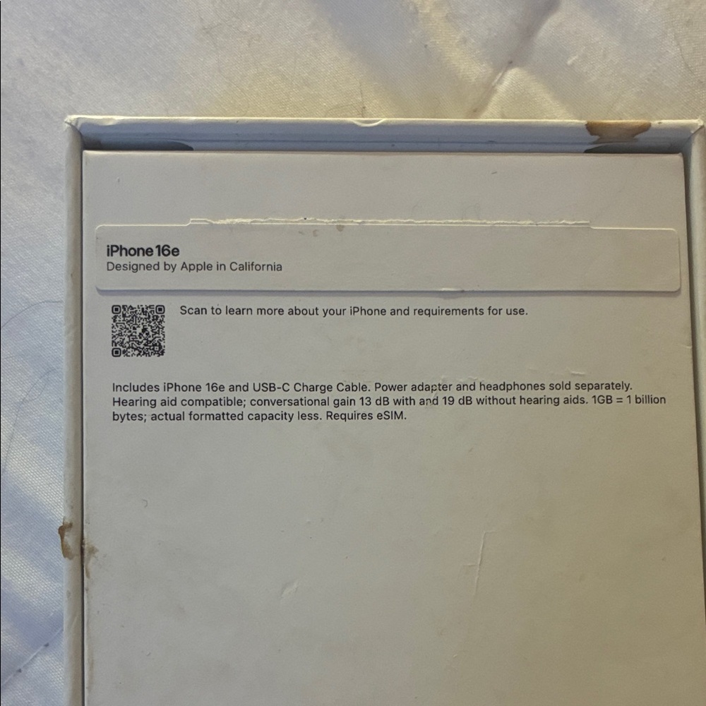 Apple iPhone 16e BOX ONLY - Picture 6 of 9